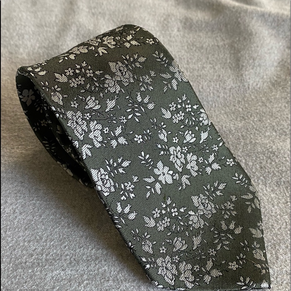 Banana Republic Necktie